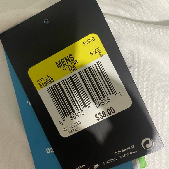 White Nike Tee - Picture 2 of 3